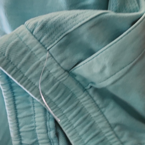 Athleta Farallon Short NWOT Size M - Picture 5 of 9